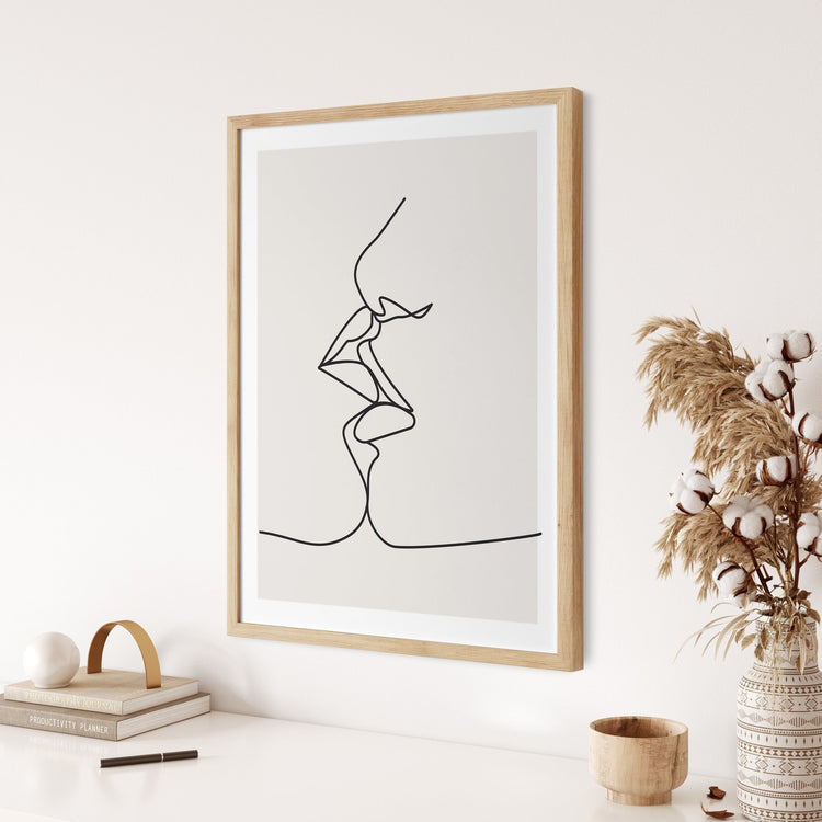 kissing print