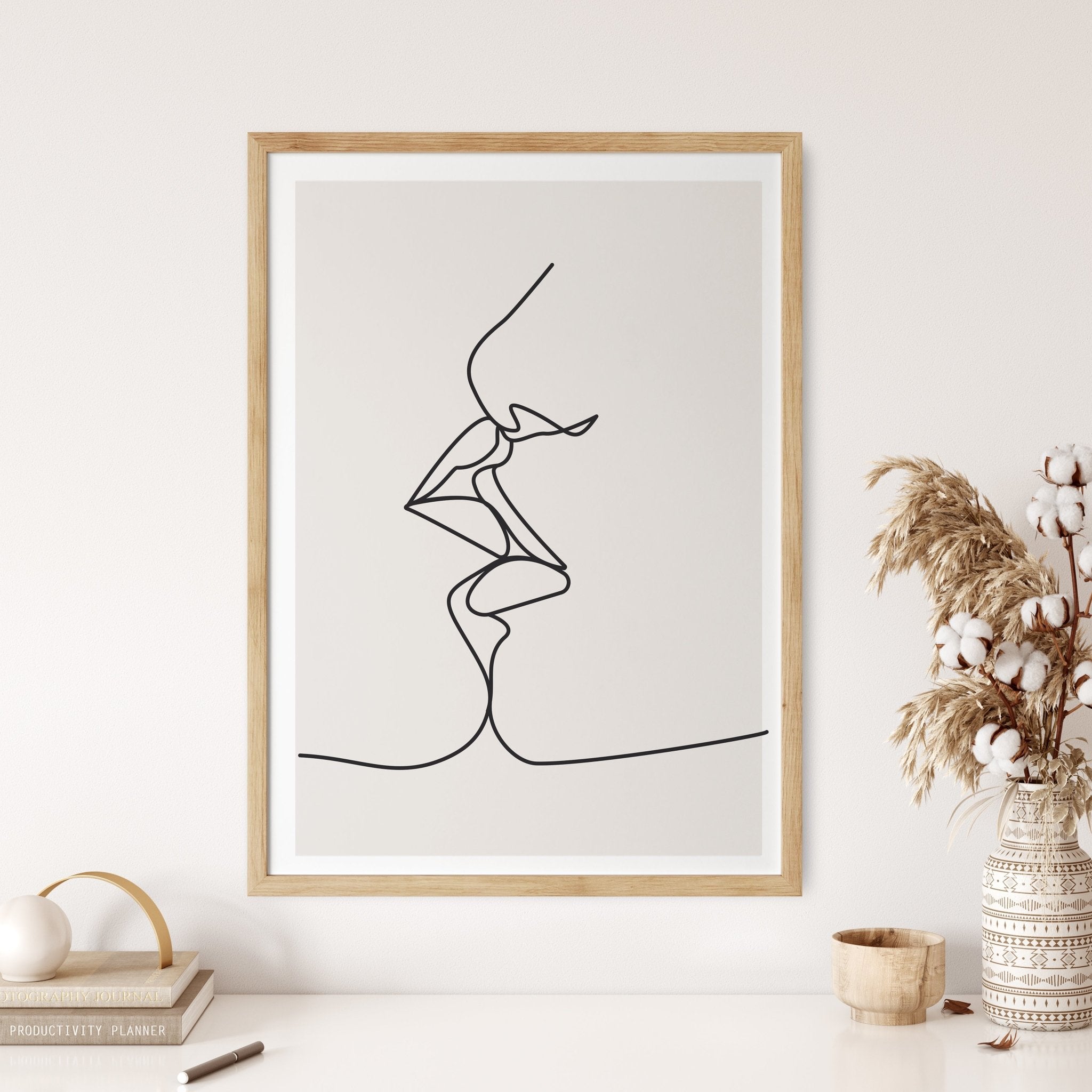 kissing print